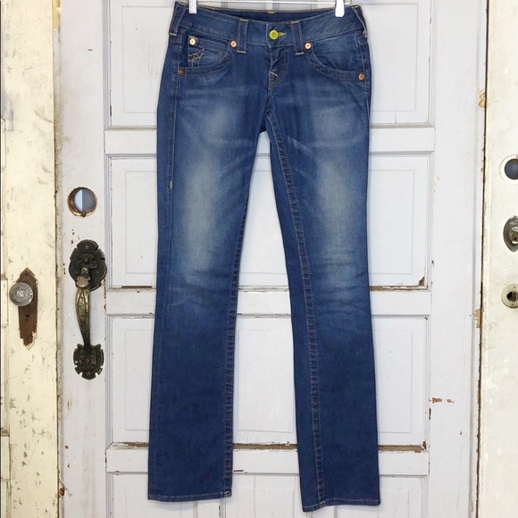 True Religion Low-Rise Slim Bootcut EUC sz 26 - Picture 2 of 8